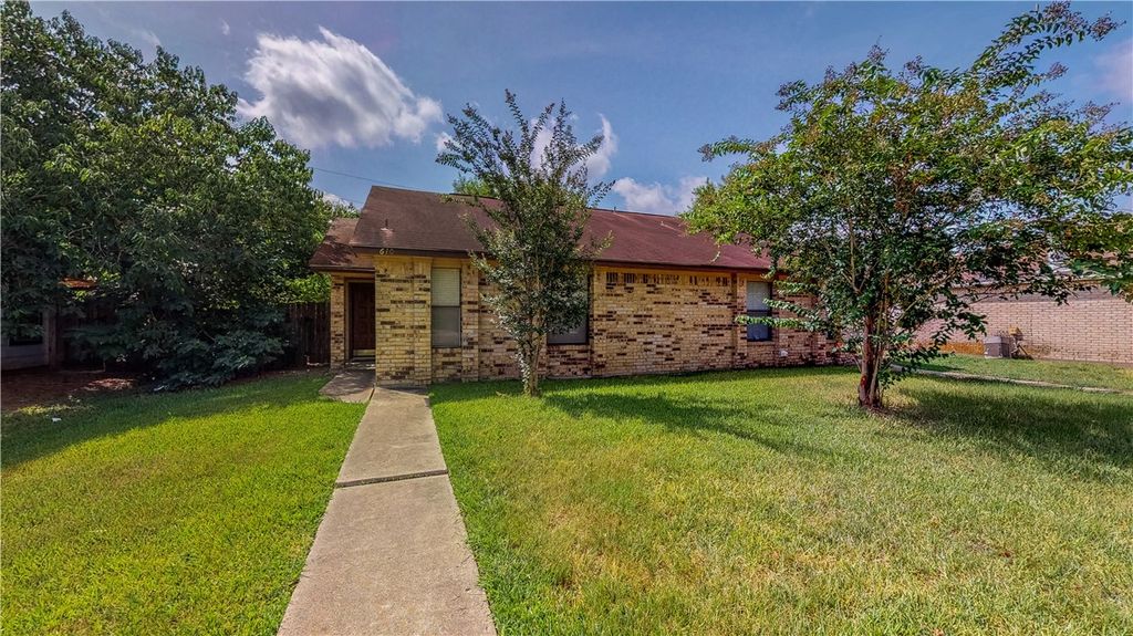 610 Navarro Drive, College Station, TX 77845