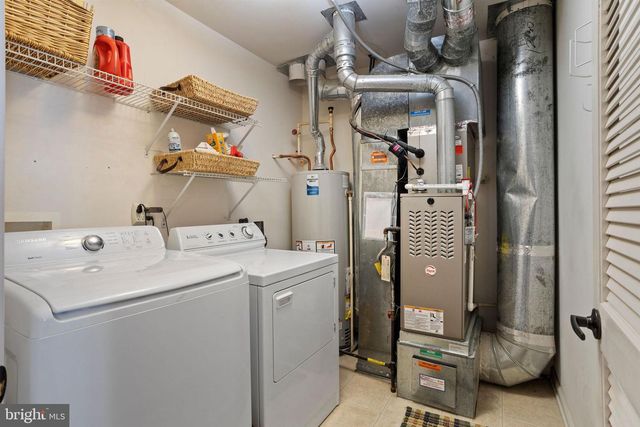 771 BARTON RUN BLVD, Marlton, NJ 08053