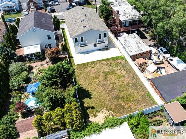 278 Rector Street, Perth Amboy, NJ 08861