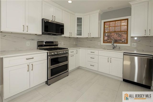 278 Rector Street, Perth Amboy, NJ 08861