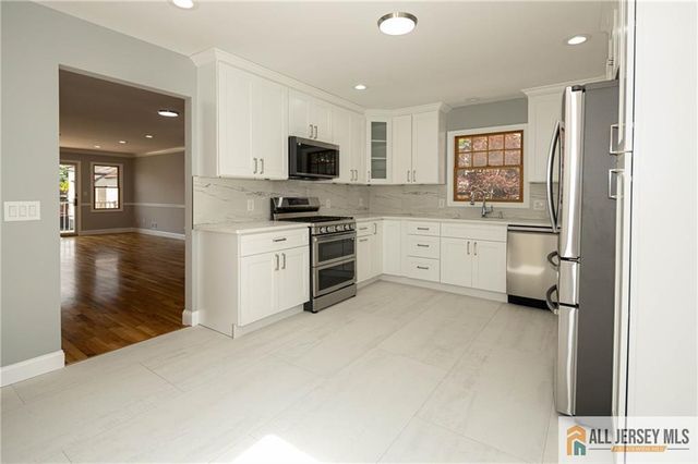 278 Rector Street, Perth Amboy, NJ 08861