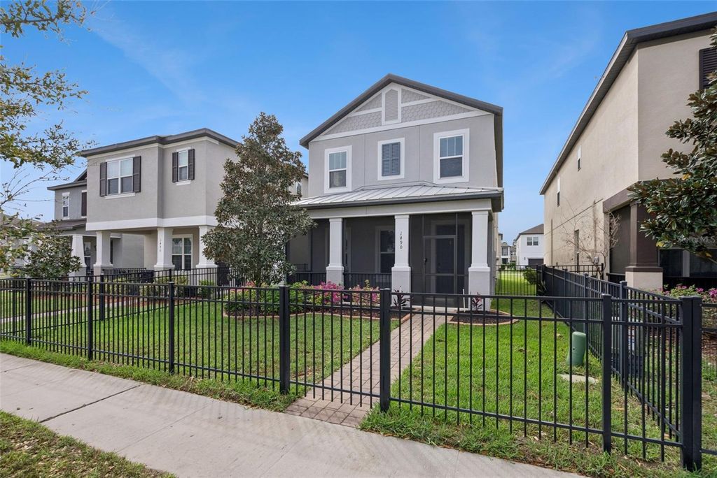 Image 4 of property listing at 1490 GARDEN ARBOR LANE, Orlando, FL 32824