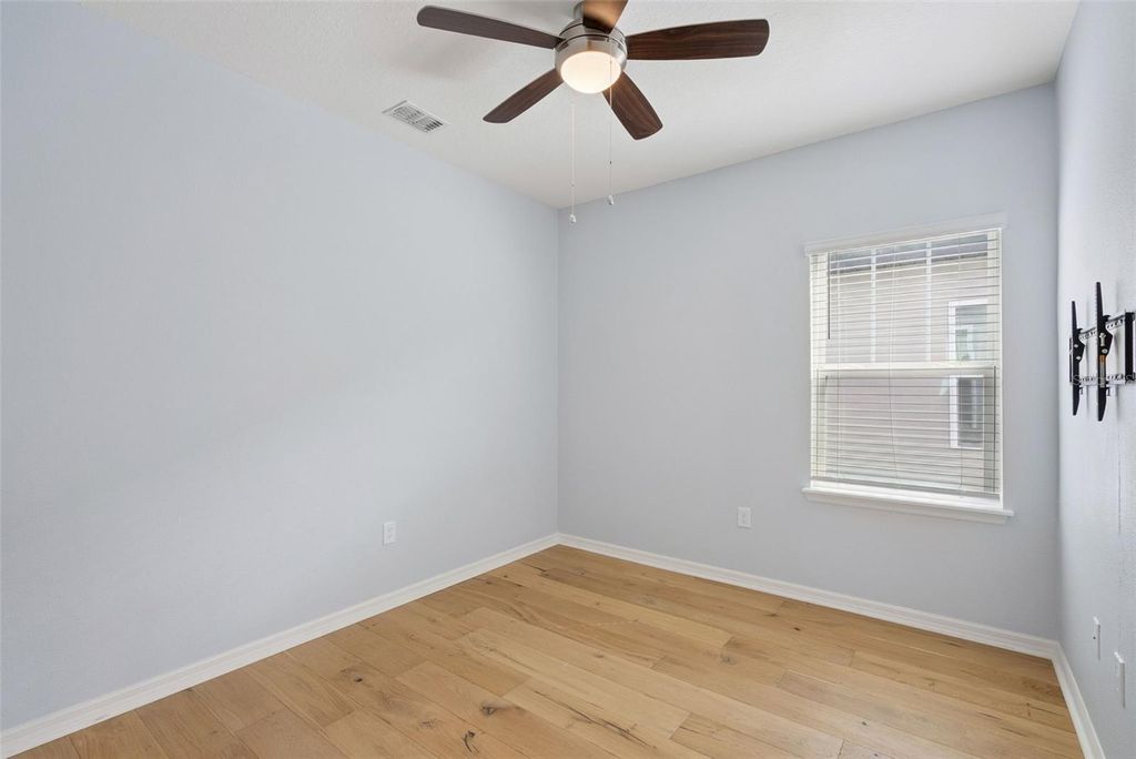 Image 35 of property listing at 1490 GARDEN ARBOR LANE, Orlando, FL 32824