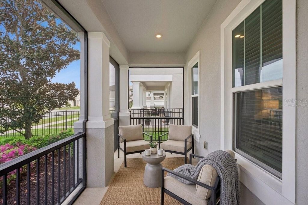 Image 5 of property listing at 1490 GARDEN ARBOR LANE, Orlando, FL 32824