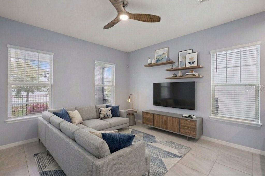 Image 10 of property listing at 1490 GARDEN ARBOR LANE, Orlando, FL 32824