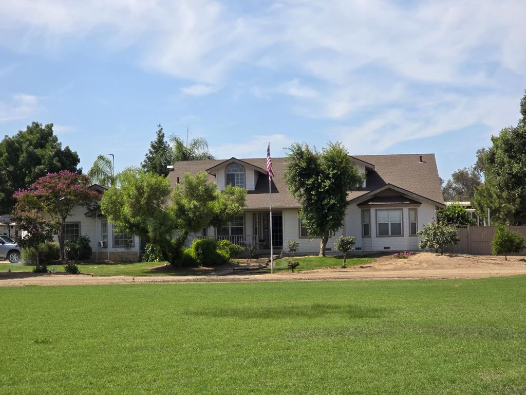7301 Avenue 424, Dinuba, CA 93618
