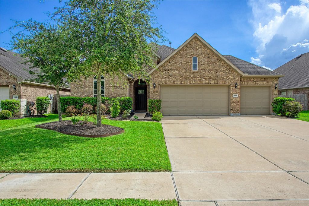 30205 Willow Chase Lane, Brookshire, TX 77423