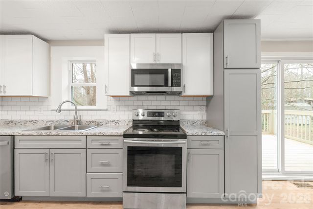 321 S Myrtle School Road, Gastonia, NC 28052