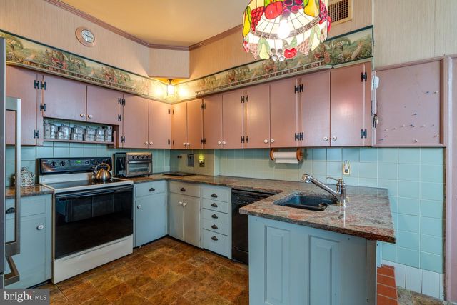 49 S WHITE OAK ST, Annville, PA 17003