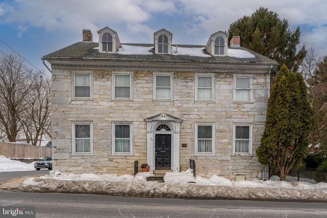 49 S WHITE OAK ST, Annville, PA 17003