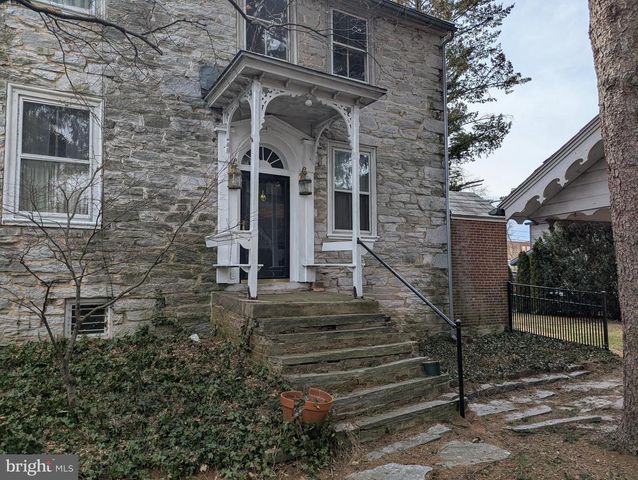 49 S WHITE OAK ST, Annville, PA 17003