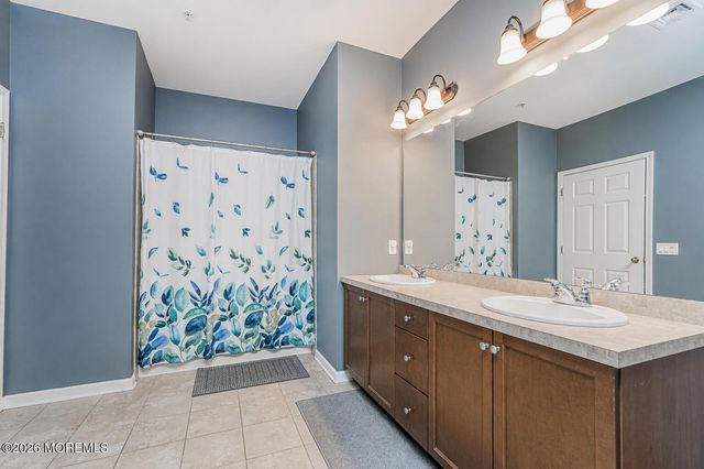 624 Sloan Court 624, Matawan, NJ 07747