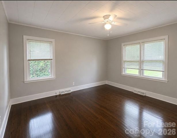 800 Mt Holly Huntersville Road, Charlotte, NC 28214