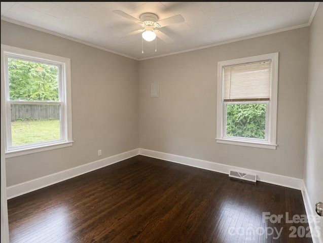 800 Mt Holly Huntersville Road, Charlotte, NC 28214