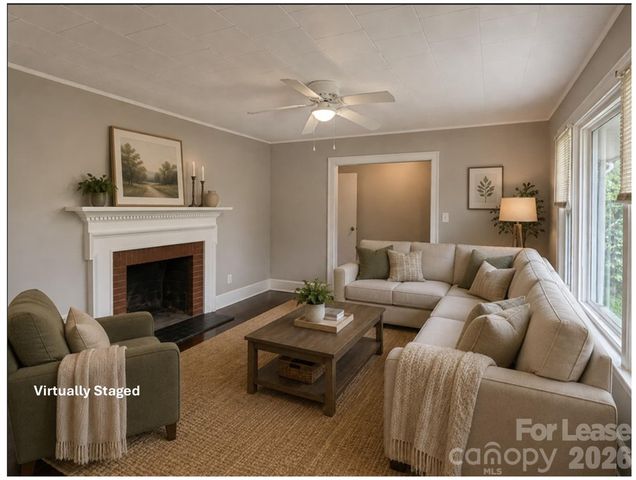 800 Mt Holly Huntersville Road, Charlotte, NC 28214