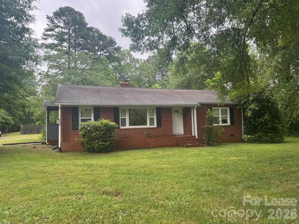 800 Mt Holly Huntersville Road, Charlotte, NC 28214