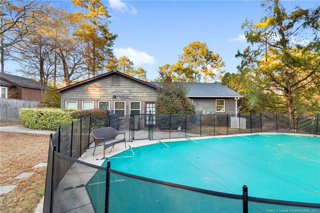 228 Timberlake Drive, Fayetteville, NC 28314