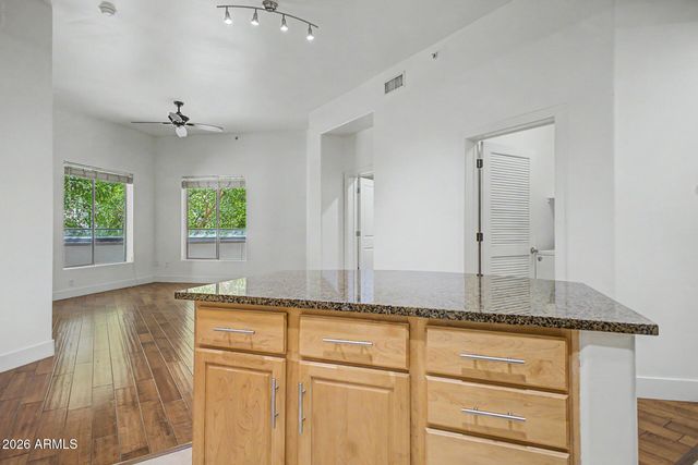 945 E PLAYA DEL NORTE Drive 1007, Tempe, AZ 85288