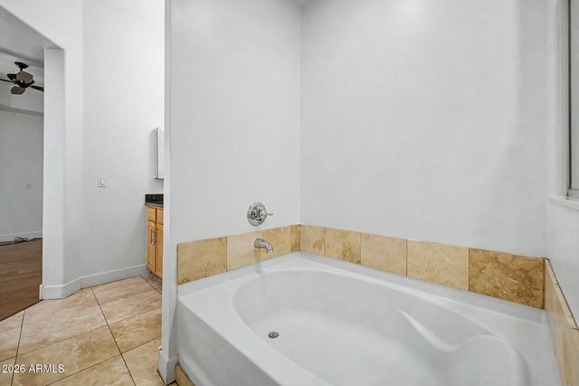 945 E PLAYA DEL NORTE Drive 1007, Tempe, AZ 85288