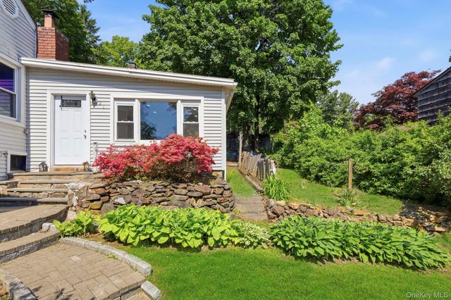21 Mary Avenue, Mahopac, NY 10541
