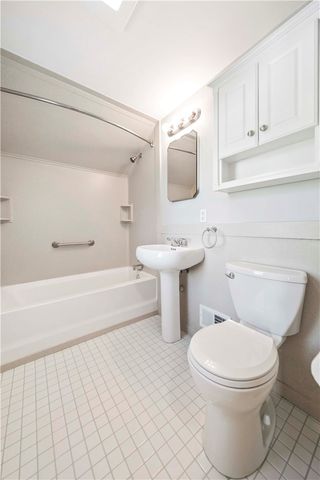 118 Queensboro Road, Irondequoit, NY 14609