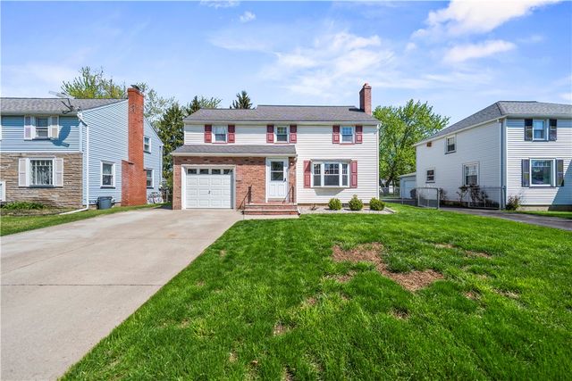 118 Queensboro Road, Irondequoit, NY 14609