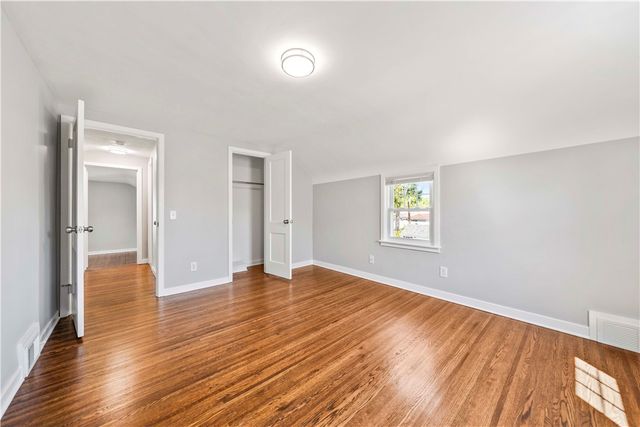 118 Queensboro Road, Irondequoit, NY 14609