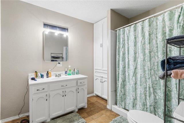 700 E Sam Houston Boulevard, Pharr, TX 78577