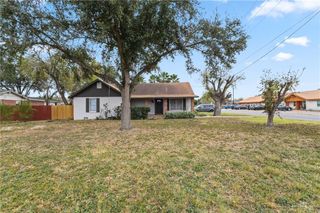 700 E Sam Houston Boulevard, Pharr, TX 78577