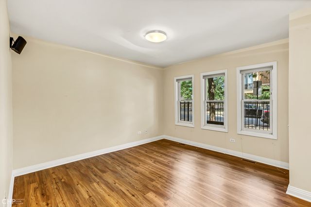 530 N Peoria Street, Chicago, IL 60642