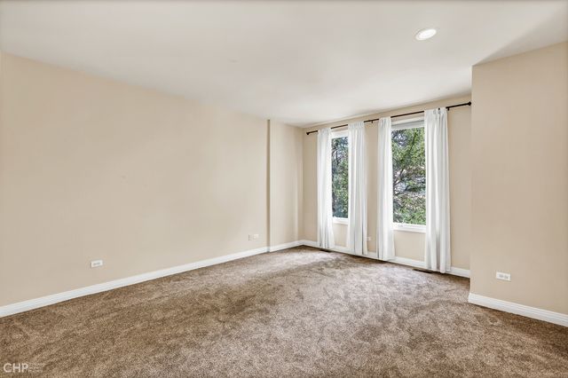 530 N Peoria Street, Chicago, IL 60642
