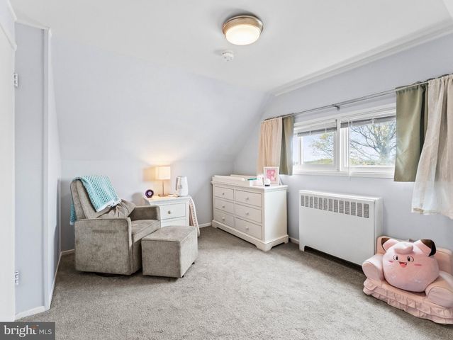 21 VIEWPOINT, Levittown, PA 19054