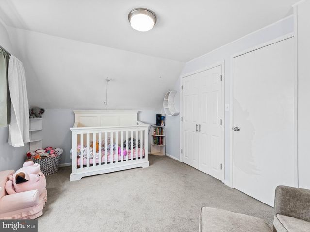 21 VIEWPOINT, Levittown, PA 19054