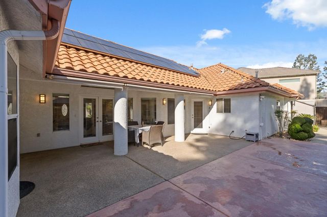 4943 W Minarets Avenue, Fresno, CA 93722