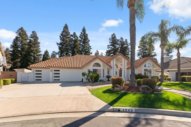 4943 W Minarets Avenue, Fresno, CA 93722