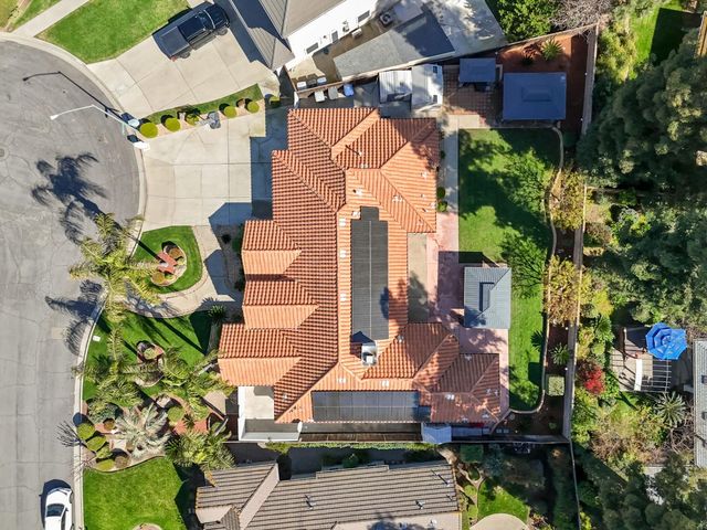 4943 W Minarets Avenue, Fresno, CA 93722