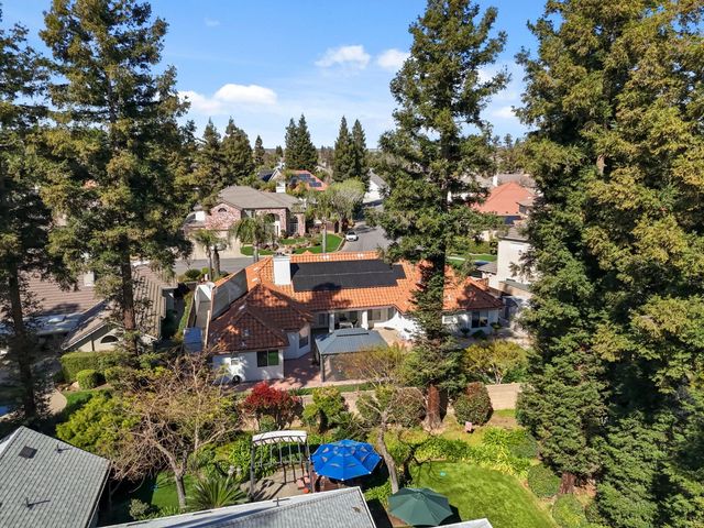 4943 W Minarets Avenue, Fresno, CA 93722