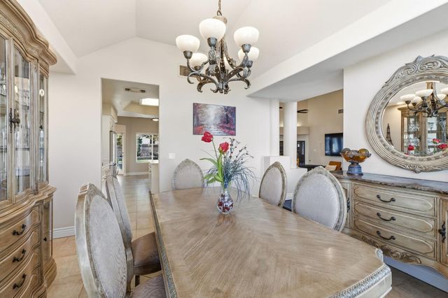 4943 W Minarets Avenue, Fresno, CA 93722