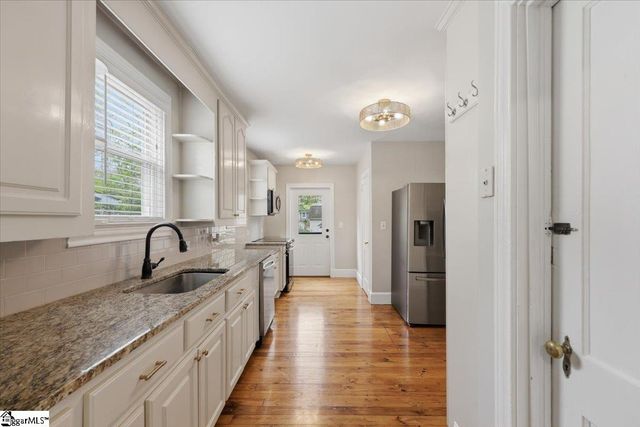 212 Briarcliff Drive, Greenville, SC 29607