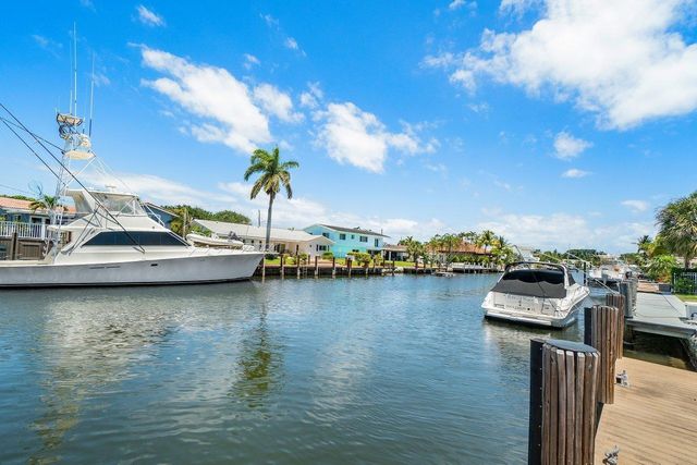 1525 SE 6th Street, Deerfield Beach, FL 33441