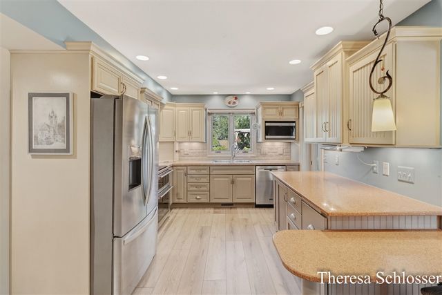 3704 Piute Drive, Grandville, MI 49418