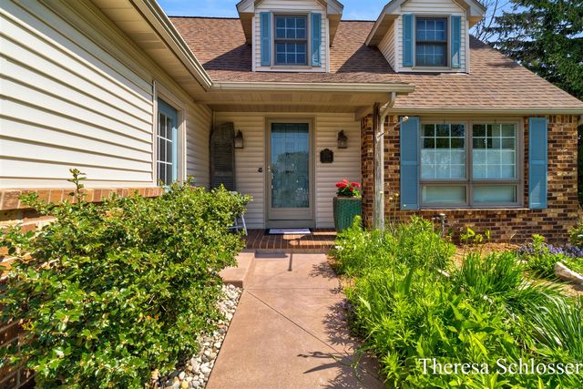 3704 Piute Drive, Grandville, MI 49418