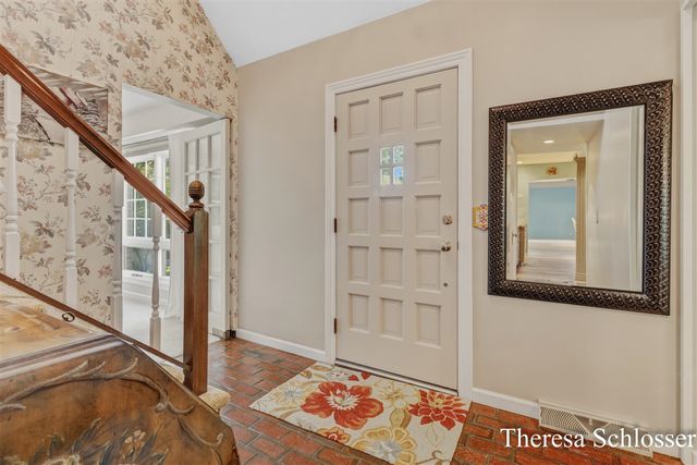 3704 Piute Drive, Grandville, MI 49418