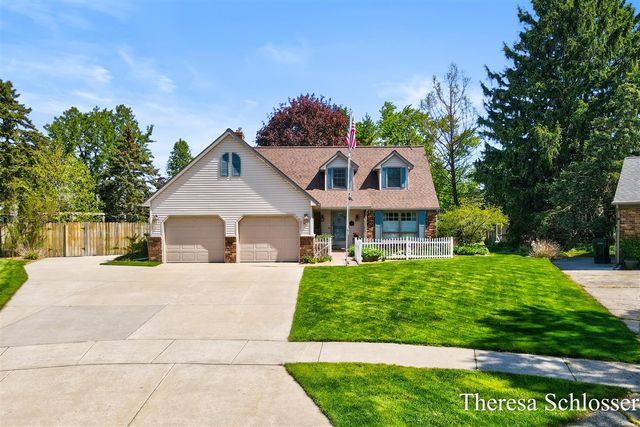3704 Piute Drive, Grandville, MI 49418