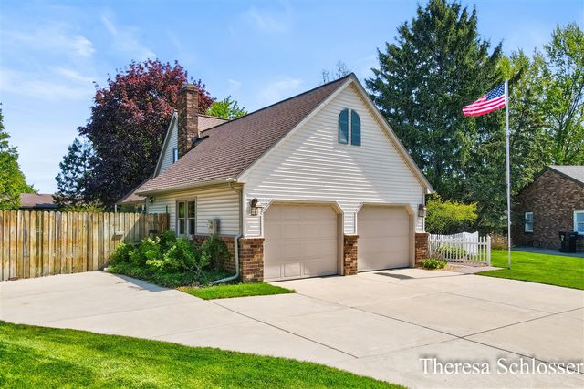 3704 Piute Drive, Grandville, MI 49418