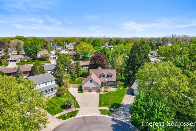 3704 Piute Drive, Grandville, MI 49418