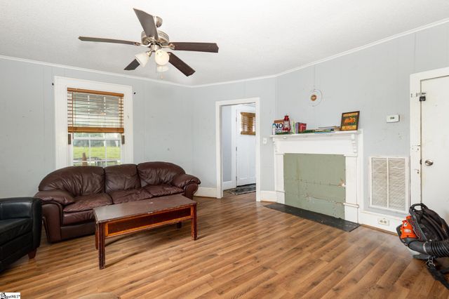 7 Spring Street, Piedmont, SC 29673