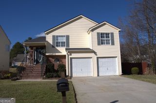 5718 Hidden Brook Circle, Atlanta, GA 30349