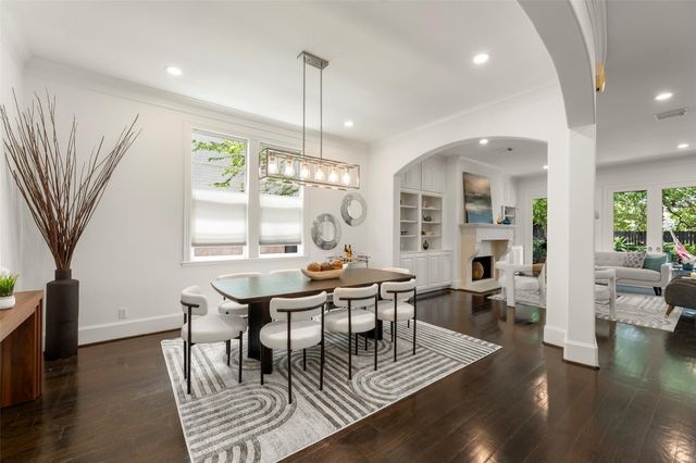 6236 Community Drive, Houston, TX 77005