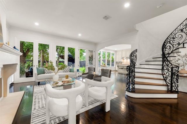 6236 Community Drive, Houston, TX 77005